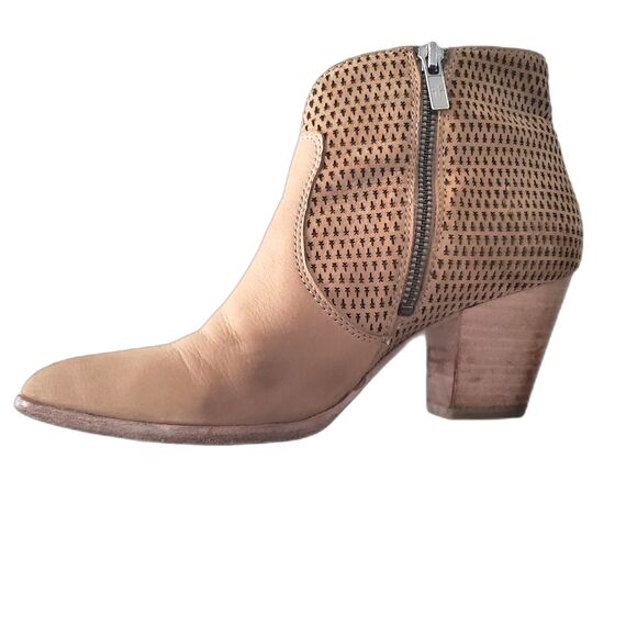 Frye Booties Women's Size 7 Taupe Brown Leather Lace Cutout Ankle Booties Zip-Up - Picture 3 of 13